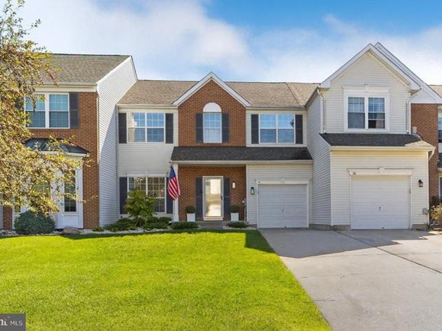 Townhouse for sale in Bordentown, New Jersey