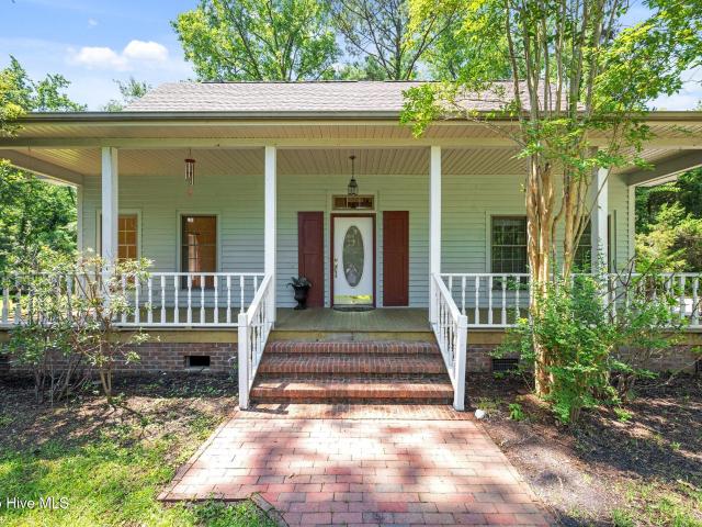 House for sale in Oriental, North Carolina