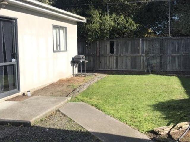House for rent in Chaslands, Canterbury