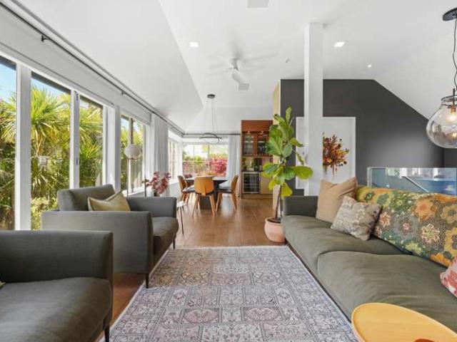 Townhouse for sale in Kohimarama, Ōrākei