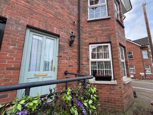 Apartment for rent in Belfast, Windsor
