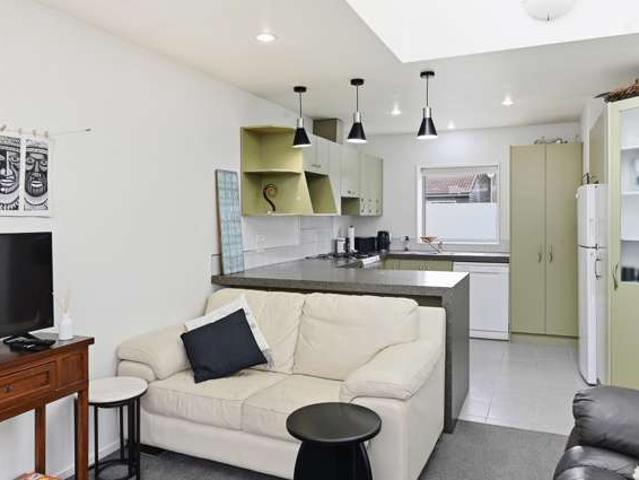Townhouse for sale in Bay Of Plenty