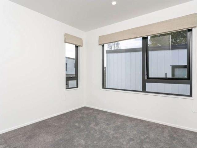 Townhouse for rent in Blockhouse Bay