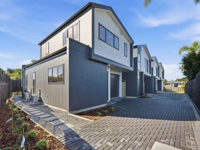 House for sale in Howick
