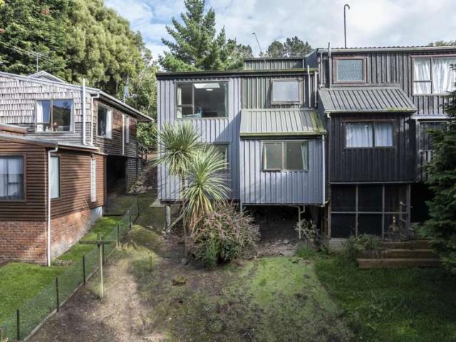 House for sale in Otakou