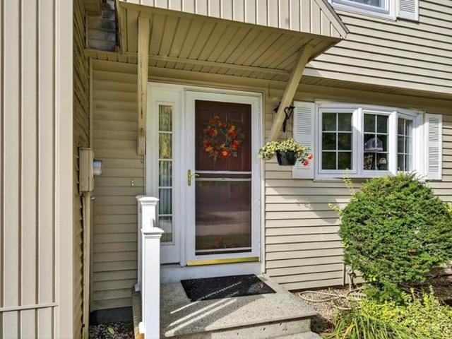 Townhouse for sale in New Hampshire