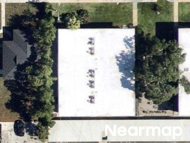 Property for sale in Crescent Lake, Saint Petersburg