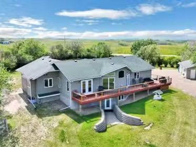 House for sale in Starland County, Alberta