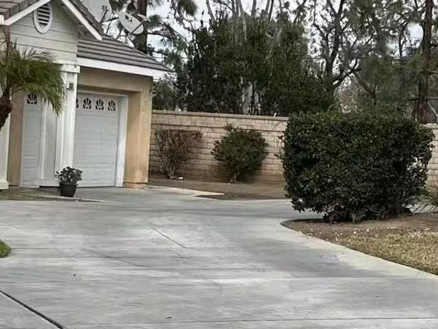 House for rent in Corona