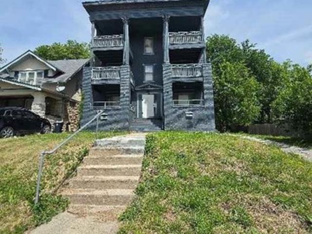 House for sale in Kansas City, Missouri