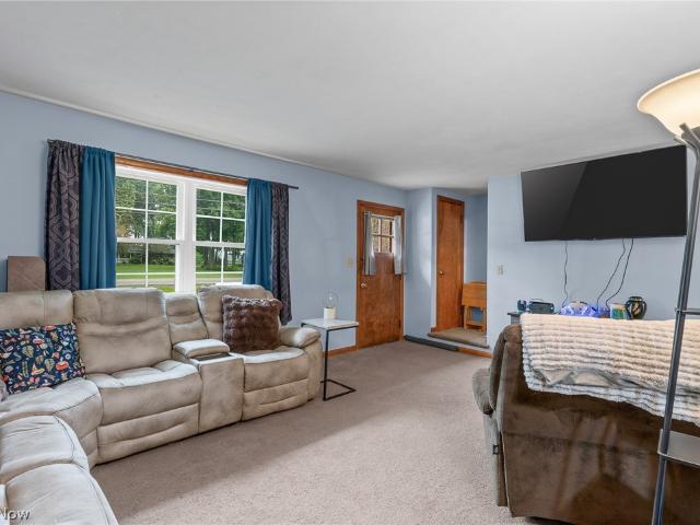 House for sale in Fredericksburg, Ohio