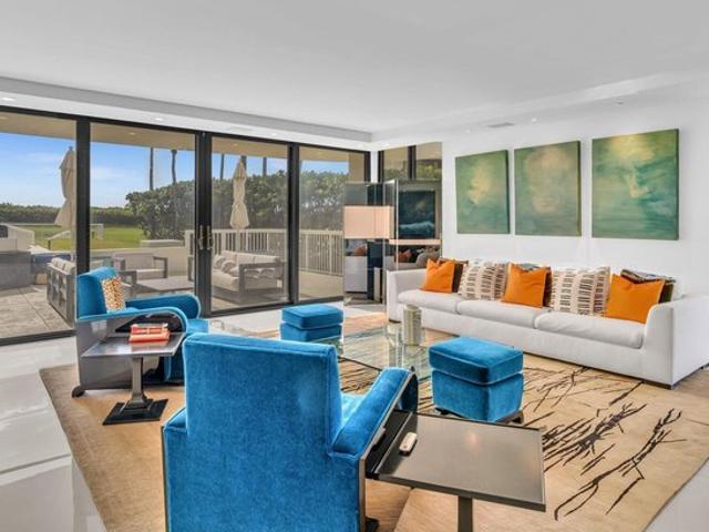 Condo for sale in Palm Beach, Florida