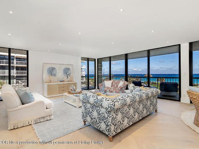 Condo for sale in Palm Beach, Florida