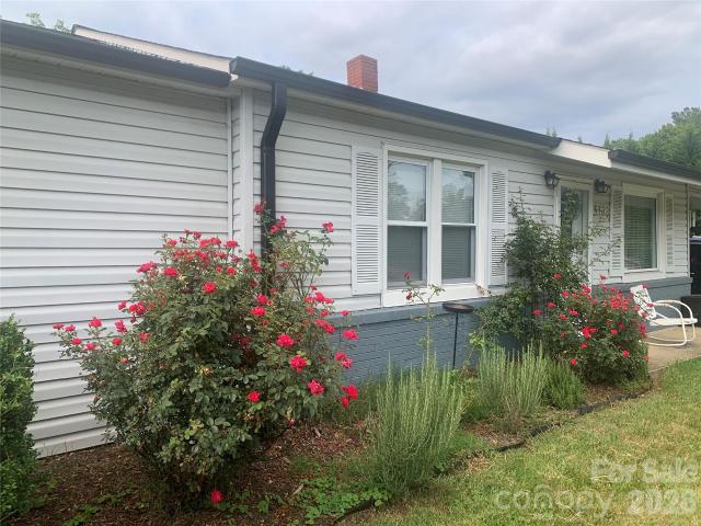House for sale in Lenoir, North Carolina