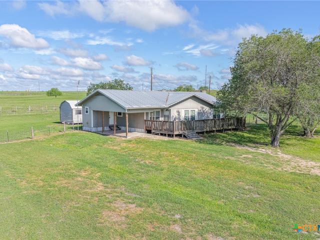 House for sale in Shiner, Texas