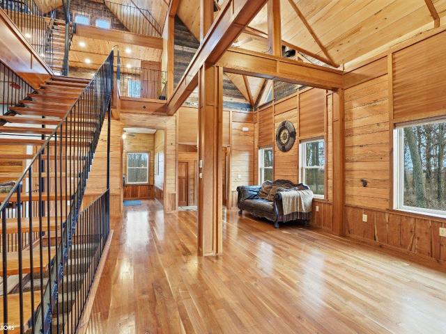 Farm for sale in Crawfordsville, Iowa