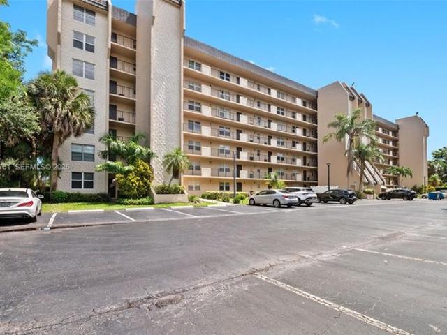 Condo for sale in Davie, Florida