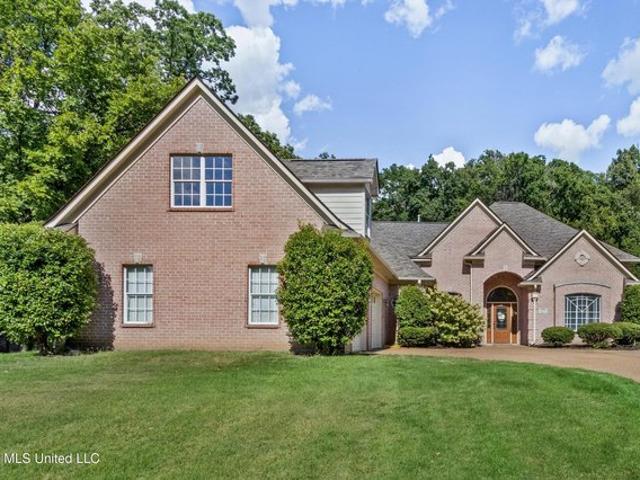 House for sale in Southaven, Mississippi