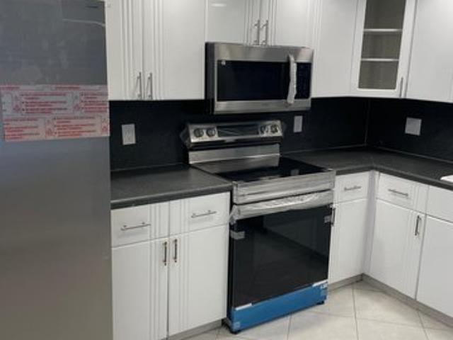 Condo for sale in Coconut Creek, Florida