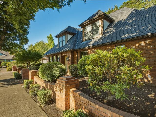 Townhouse for sale in Oregonia