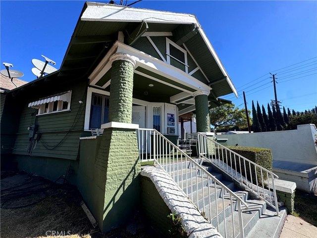 House for sale in Canoga Park, California
