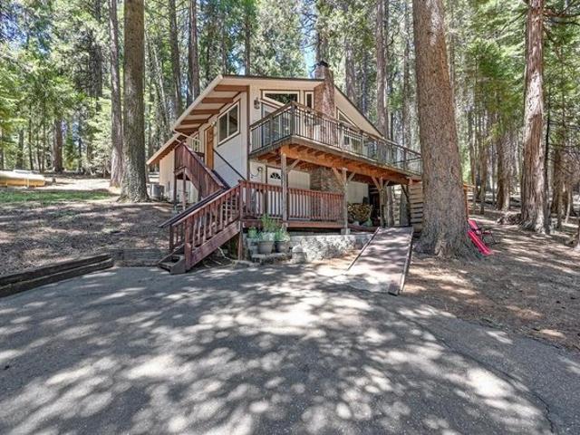 House for sale in Pollock Pines, California
