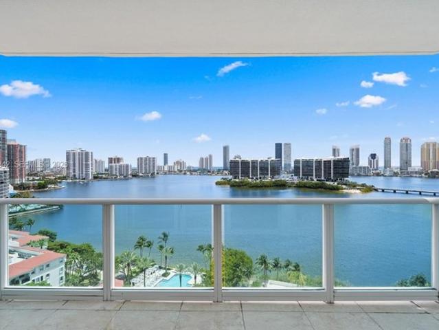 Condo for sale in Aventura, Florida