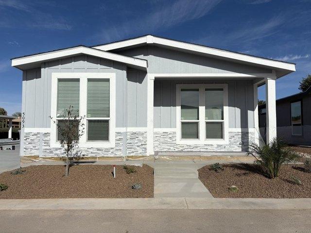 House for sale in Apache Junction, Arizona