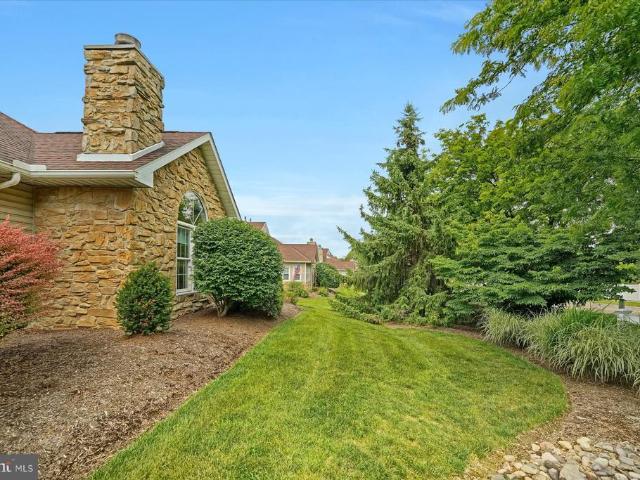Condo for sale in Pennsylvania Furnace, Pennsylvania
