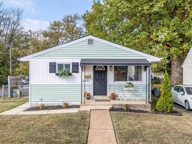 House for sale in Breckenridge, Missouri