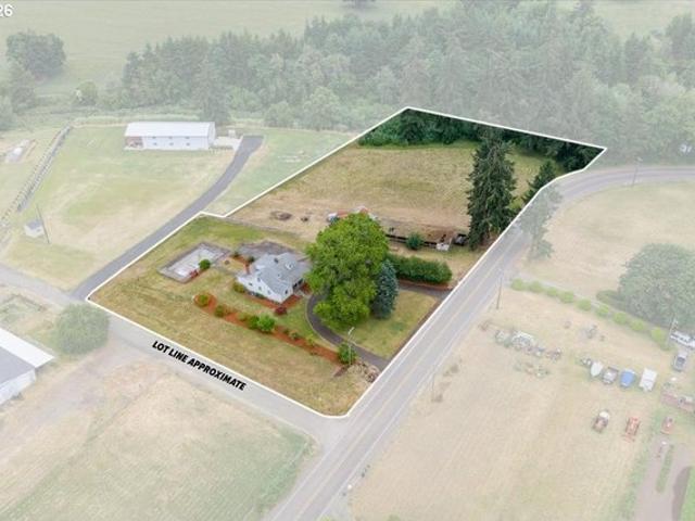 House for sale in Oregonia