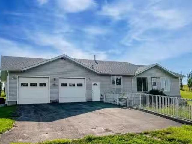 House for sale in Alberta