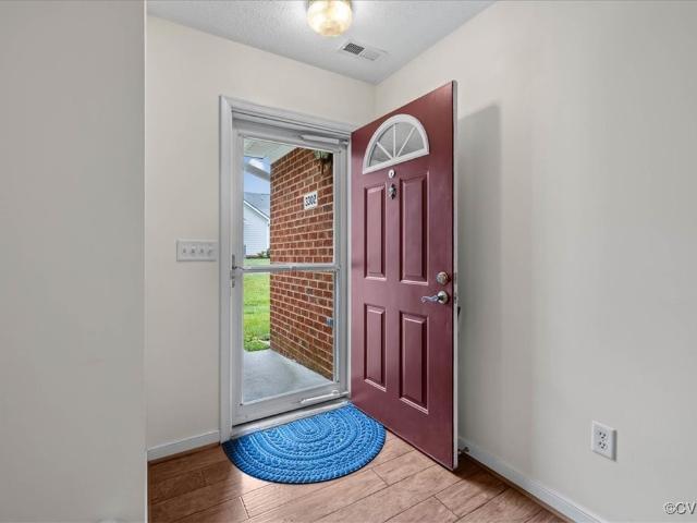 Condo for sale in Chester