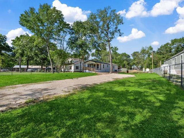 House for sale in Magnolia, Texas