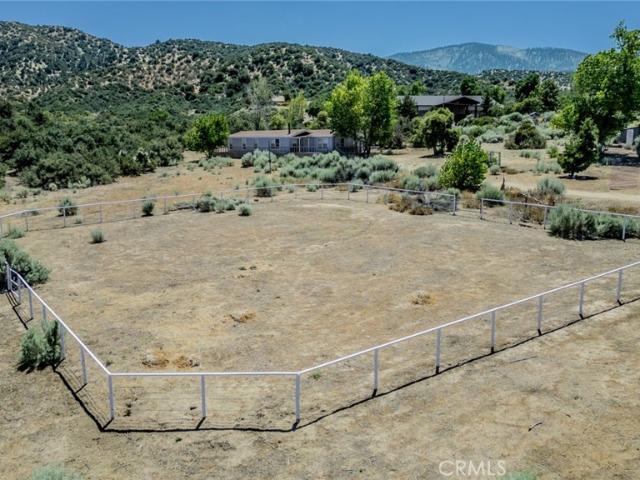 House for sale in Pinon Hills, California
