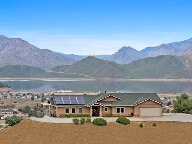 House for sale in Lake Isabella, California