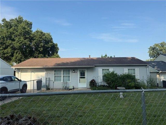 House for sale in Buchanan, Missouri