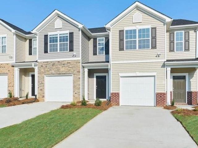 Townhouse for sale in Winterville, North Carolina