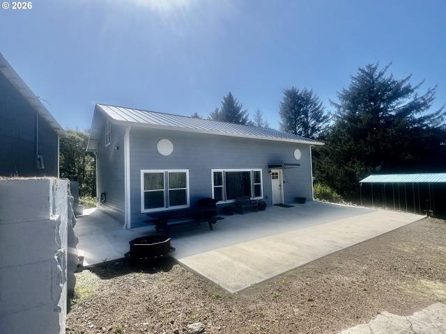 House for sale in Nesika Beach, Gold Beach