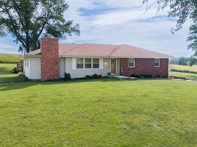 House for sale in Leavenworth, Leavenworth County