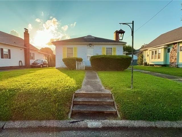House for sale in Vienna, West Virginia