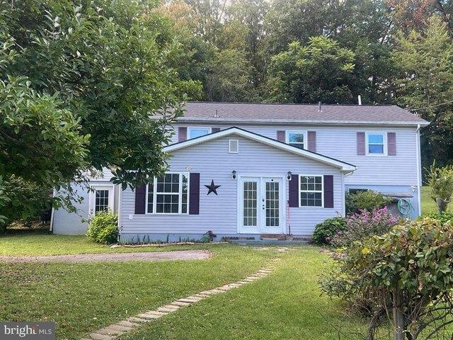 House for sale in Hedgesville, Berkeley County
