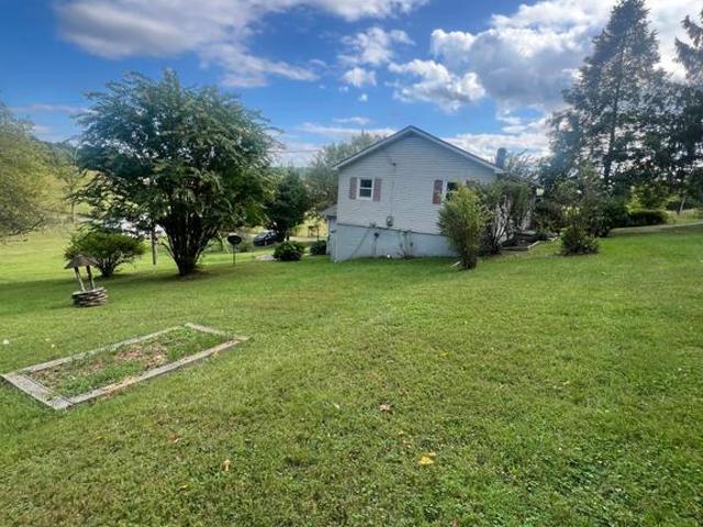 House for sale in Hedgesville, Berkeley County