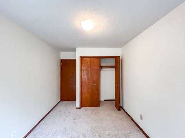 Apartment for rent in Hennepin, Minnesota