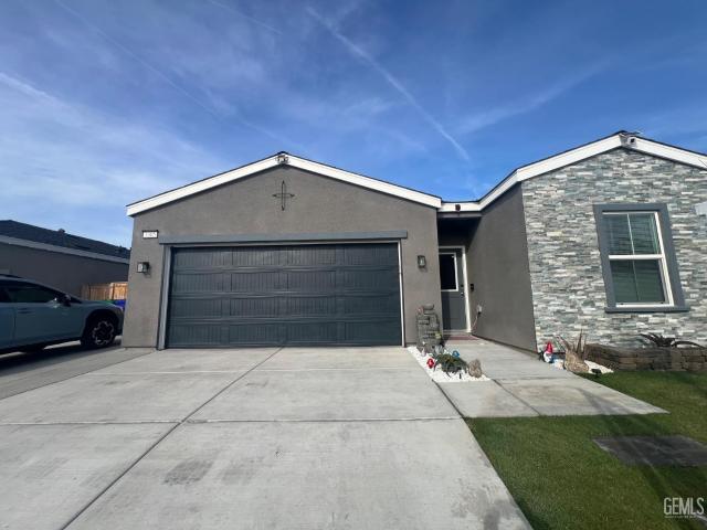 House for sale in Shafter, California