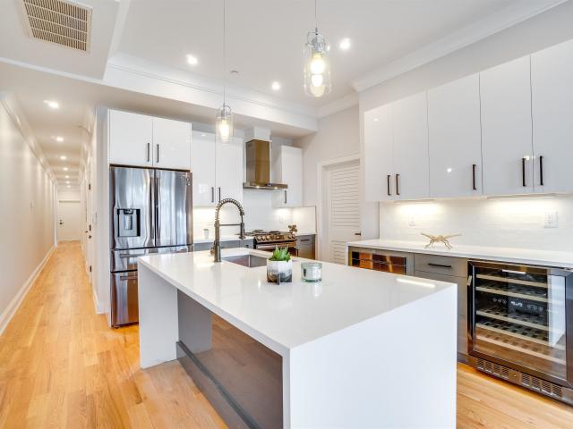 Condo for sale in Hudson, New Jersey
