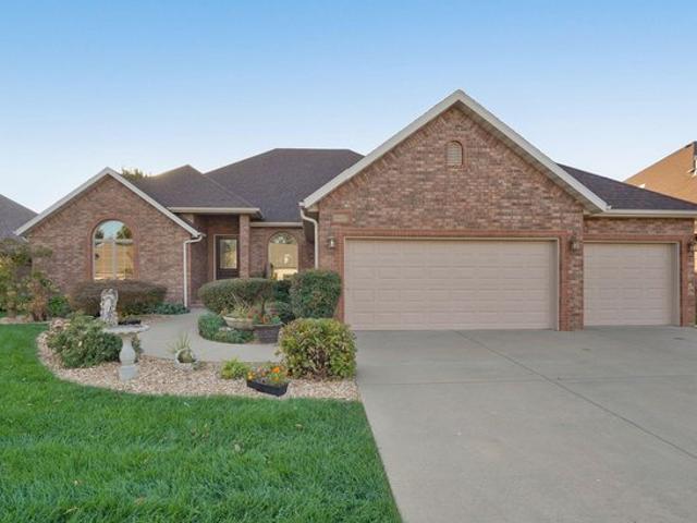 House for sale in Sequiota Place, Springfield