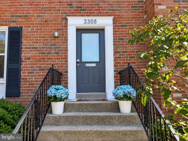 Townhouse for sale in Virginia
