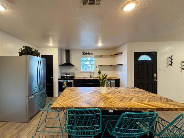 House for sale in Haltom City, Tarrant County