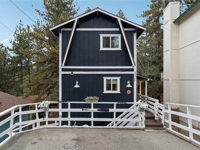 House for sale in Green Valley Lake, California